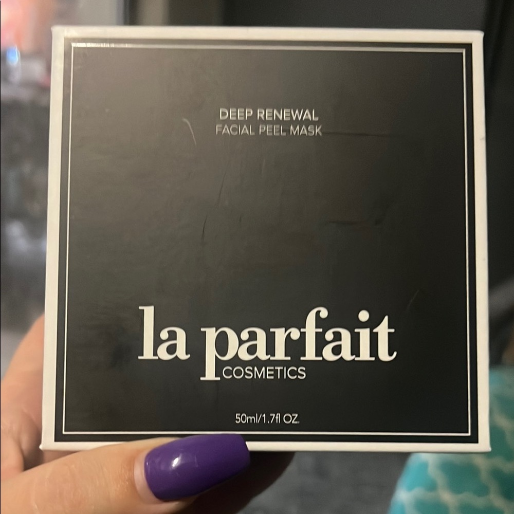 La Parfait Deep Renewal Facial Peel Mask
